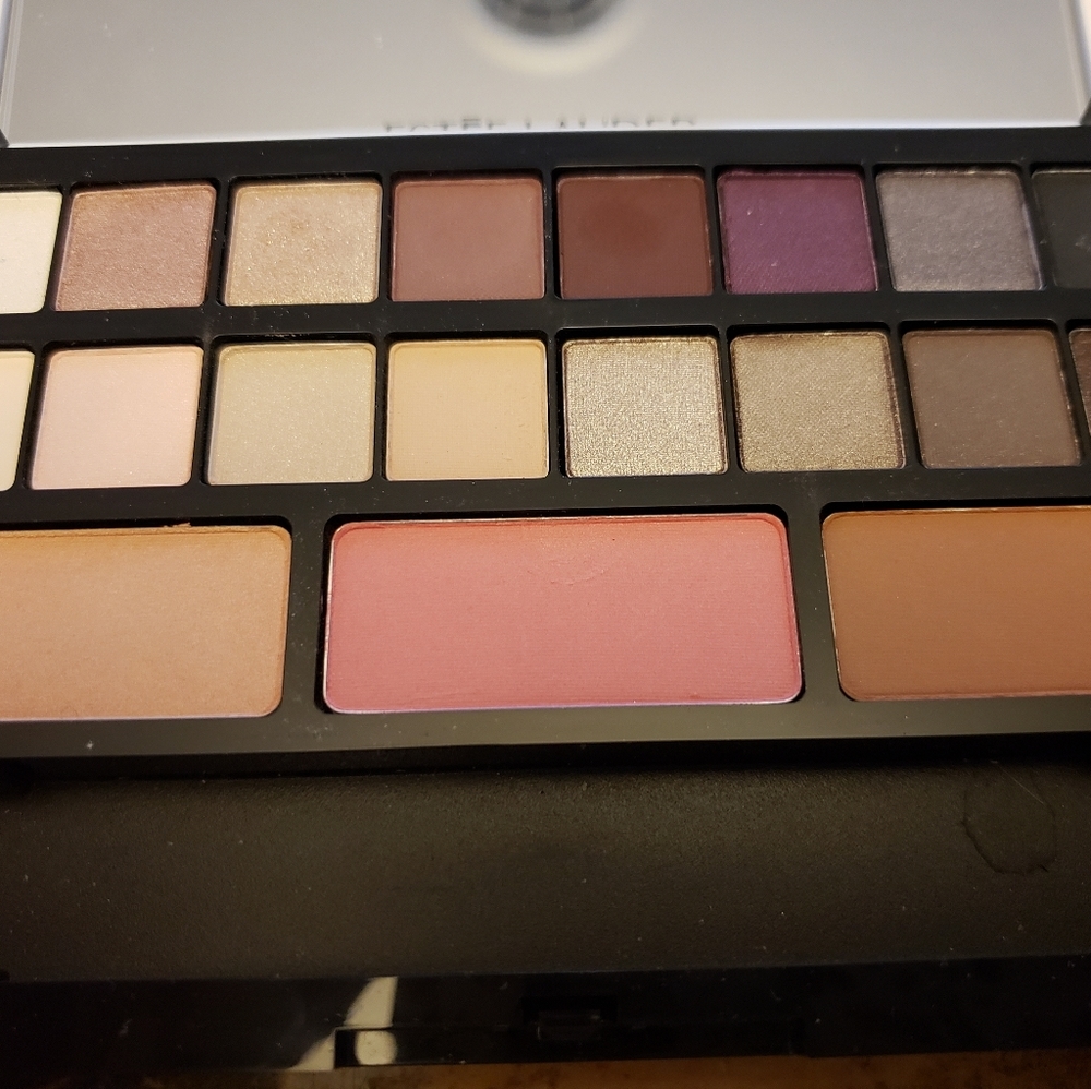 Estee Lauder Palette limited edition